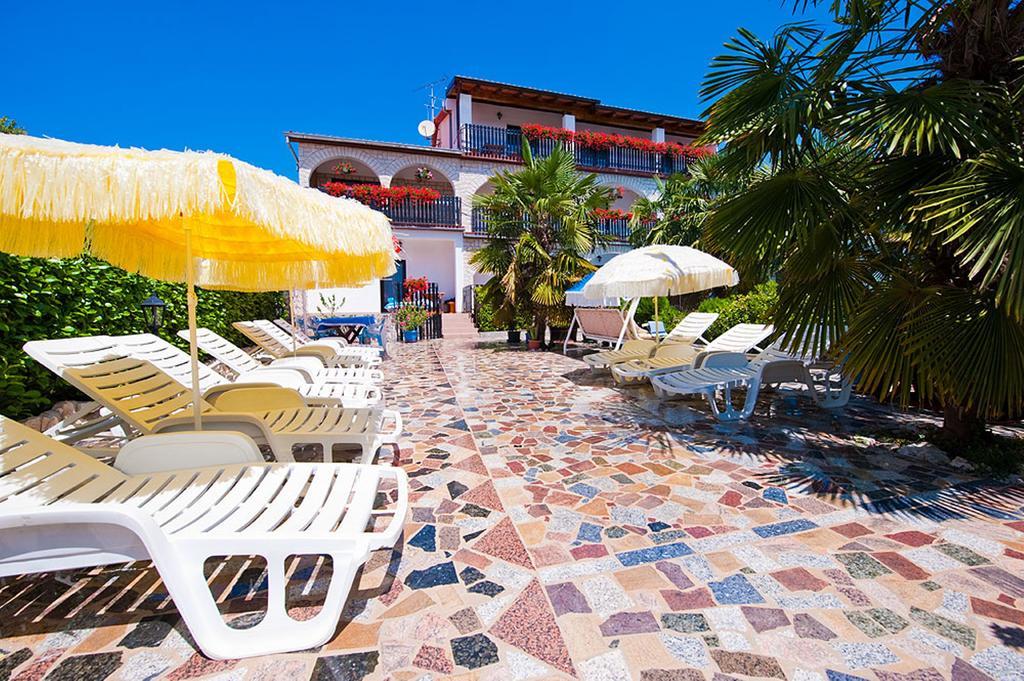 Apartments Paradis Rovinj Exteriör bild